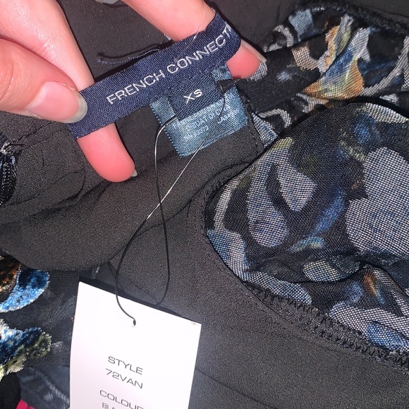 French Connection Avery Velvet Keyhole Burnout Top Size XS - Picture 3 of 12